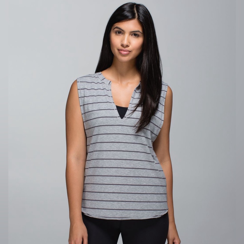Lululemon Yogi Cut Off Tee Workout Tank Cayman Stripe Heathered Medium Grey (10)